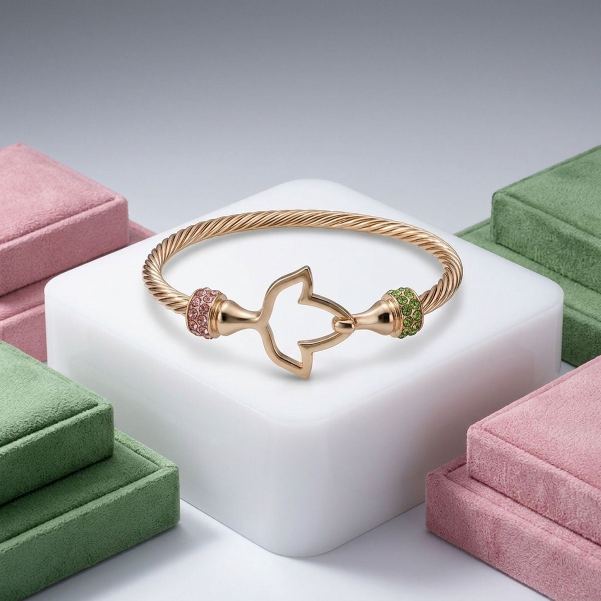AKA Gold Cable Interlock Bangle
