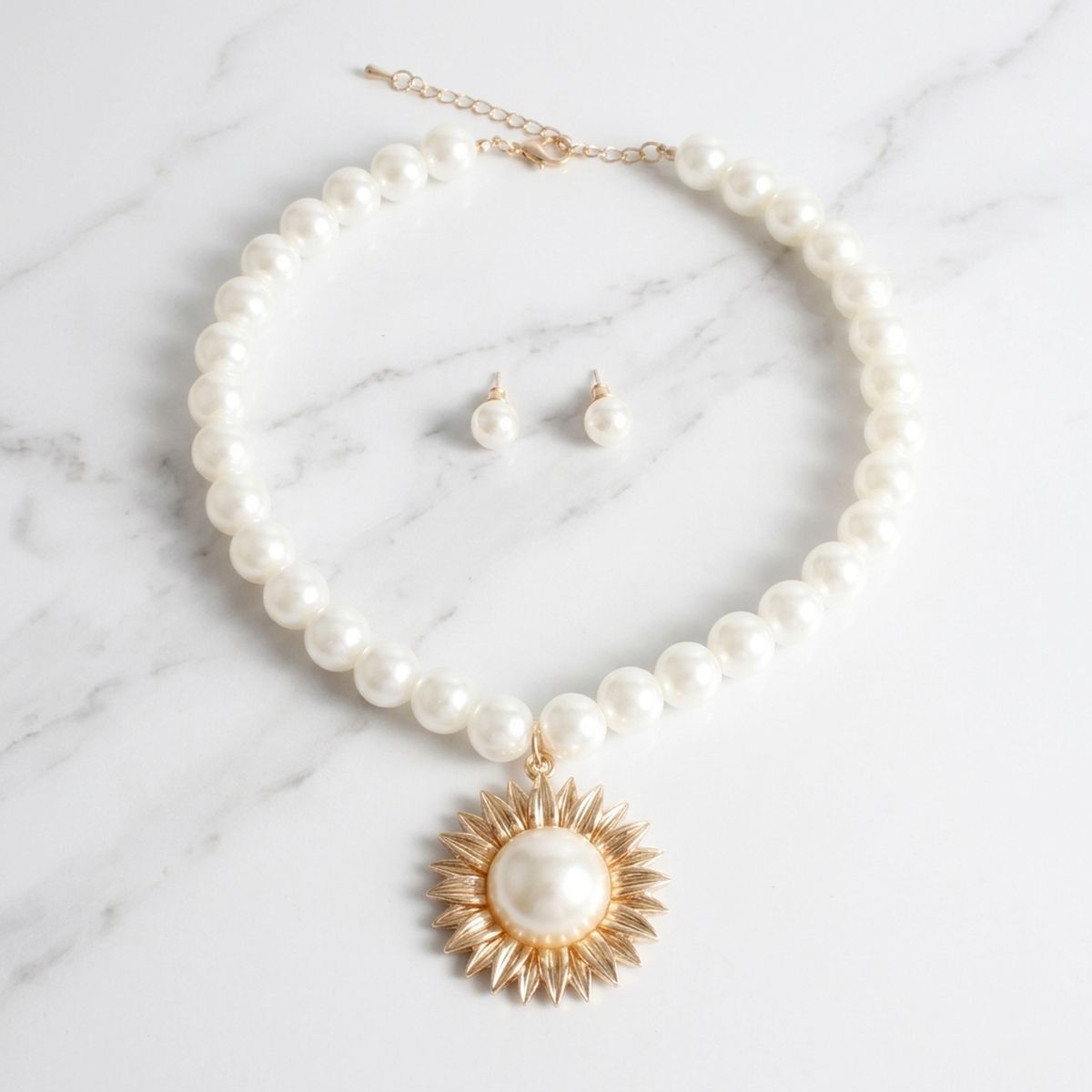 Gold Sunburst Cream Pearl Pendant Necklace