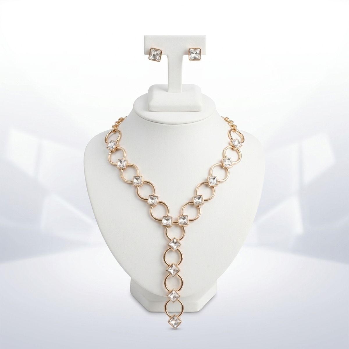 Y Gold Round Link Clear Glass Pyramid Necklace
