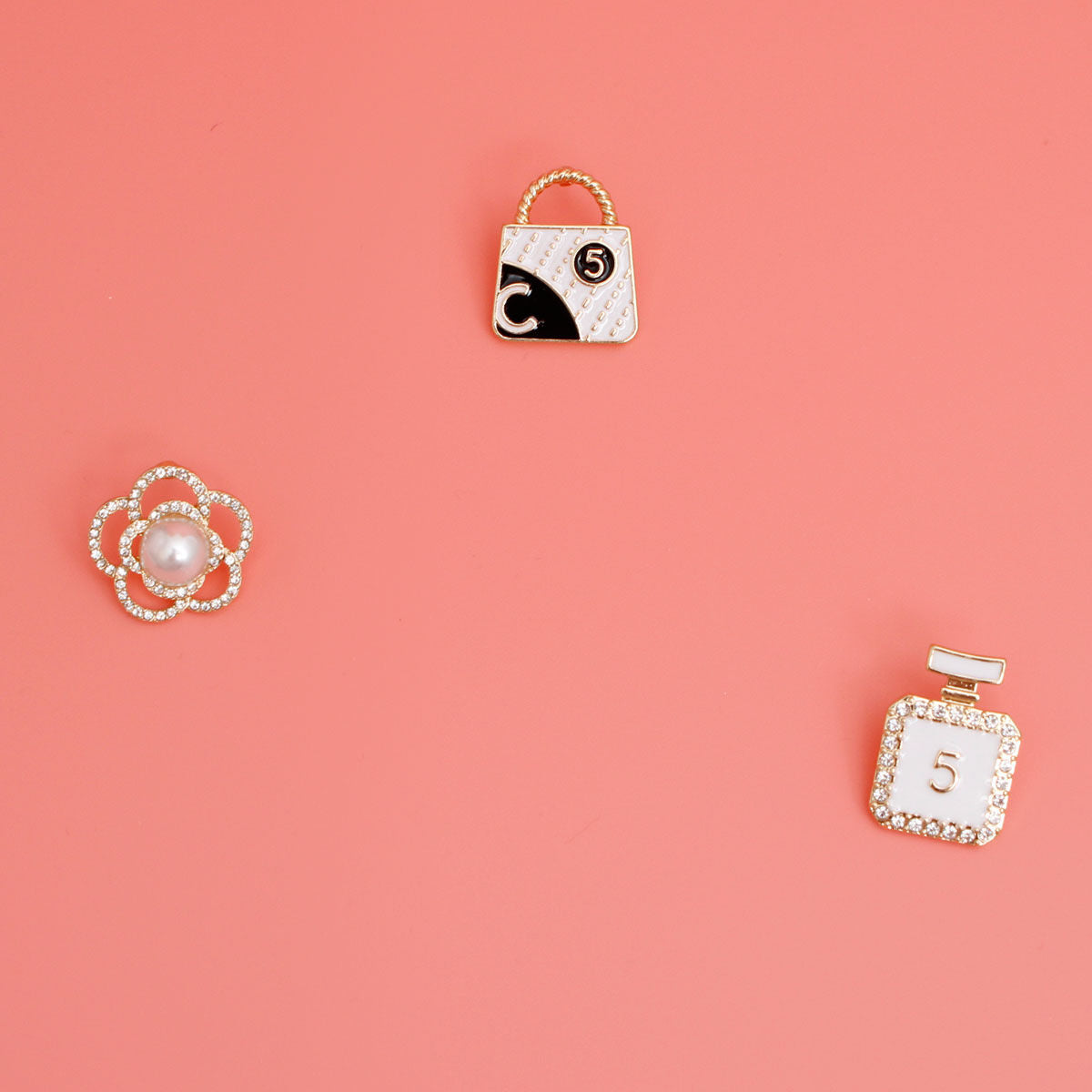 Gold White 3pcs Flower Designer Studs|Assorted - Premium Wholesale Jewelry from Pinktown - Just $16! Shop now at chiquestyles