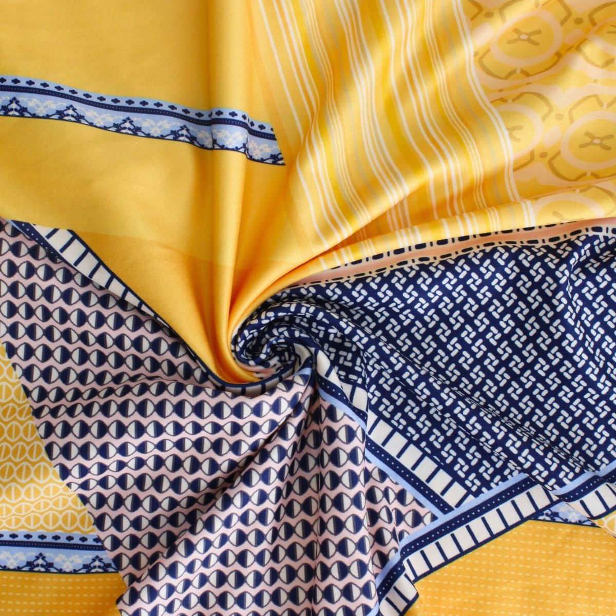 1XL Yellow Geometric Jumper|1XL - Premium Wholesale Boutique Clothing from Pinktown - Just $41! Shop now at chiquestyles