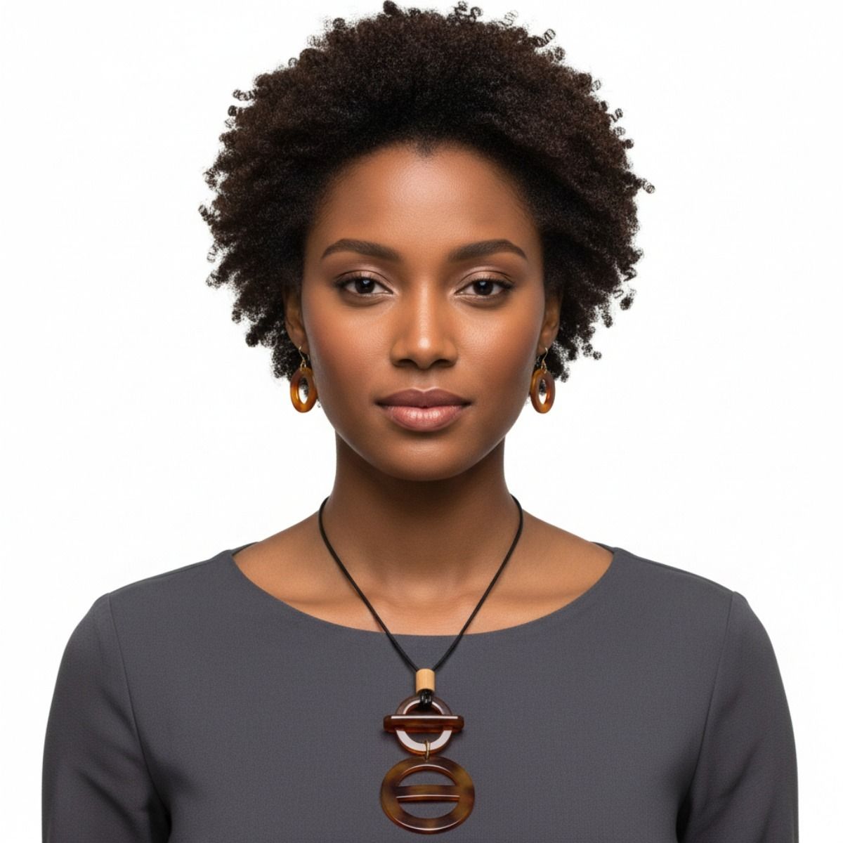 Round Tortoiseshell Pendant Set