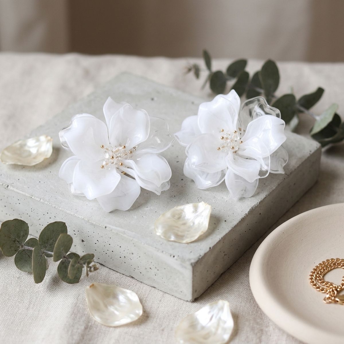 Oversized White Acrylic Petal Flower Stud Earrings
