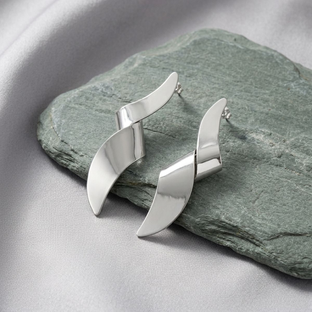 Drop Silver Oversized 3D Twist Sculpted Earrings