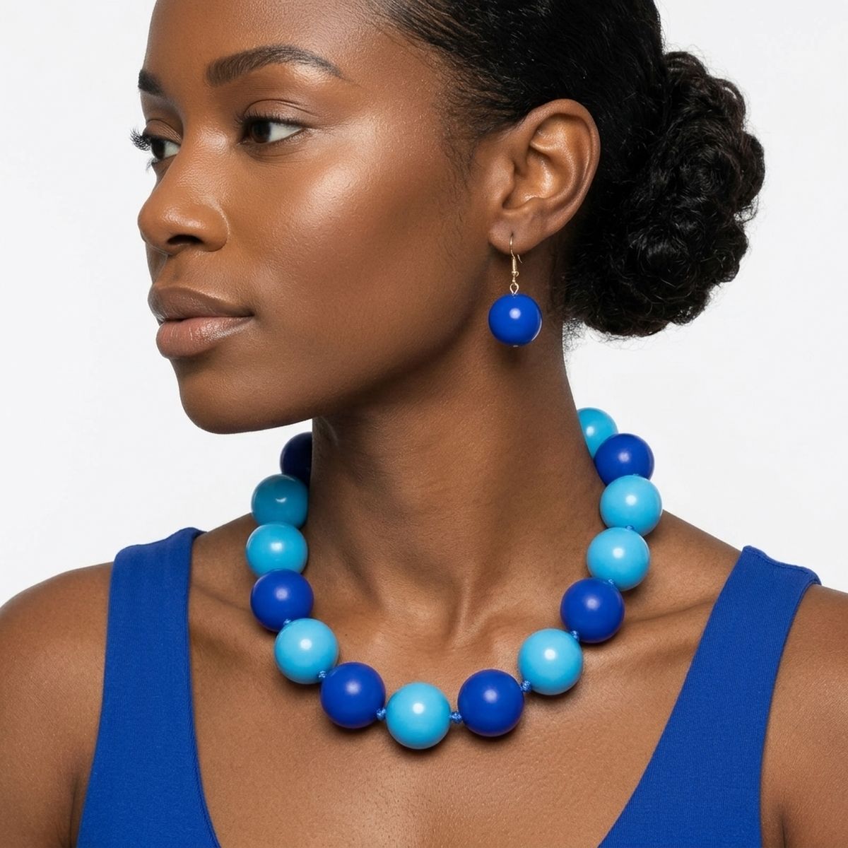 Mod Style Two Tone Blue Chunky Bead Necklace