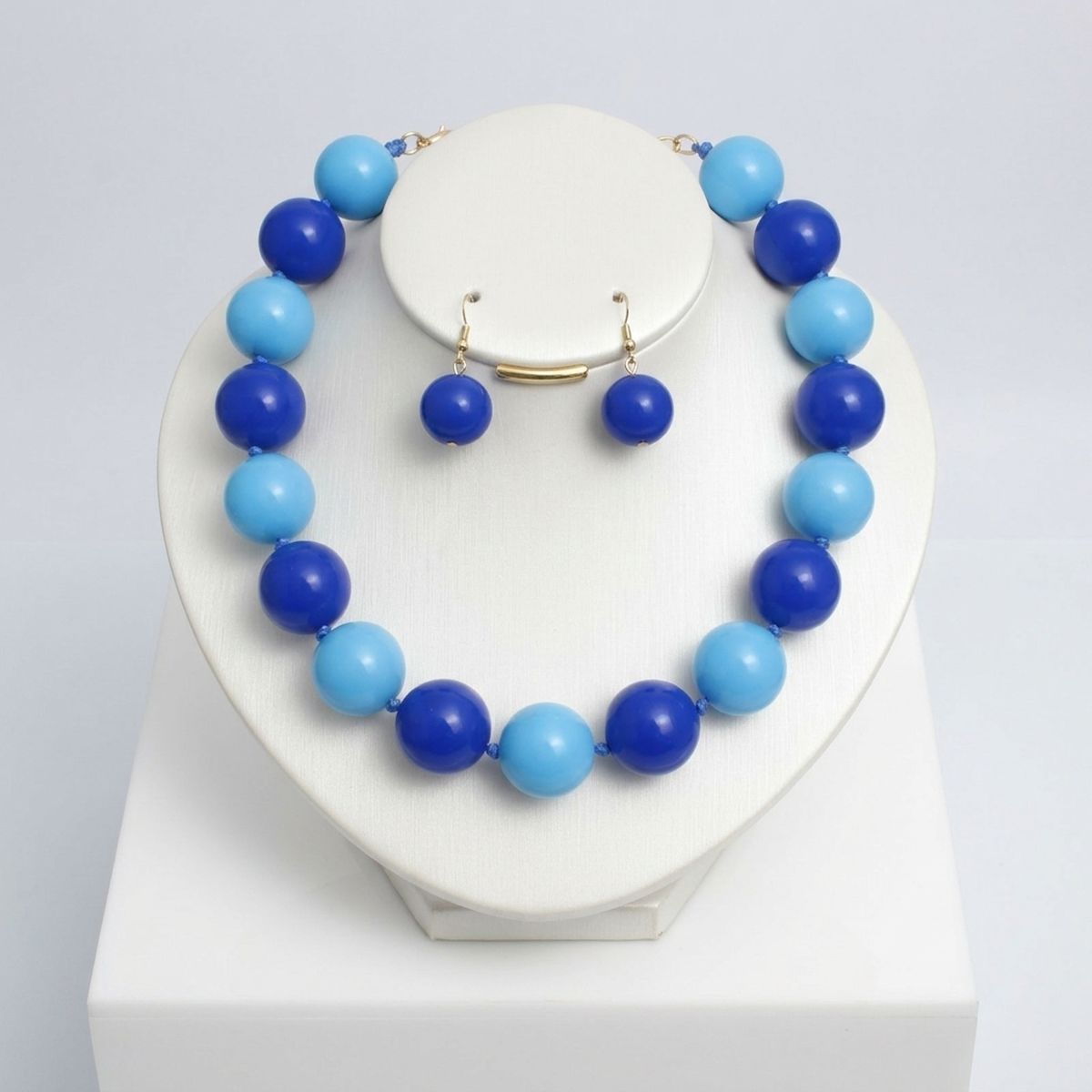 Mod Style Two Tone Blue Chunky Bead Necklace