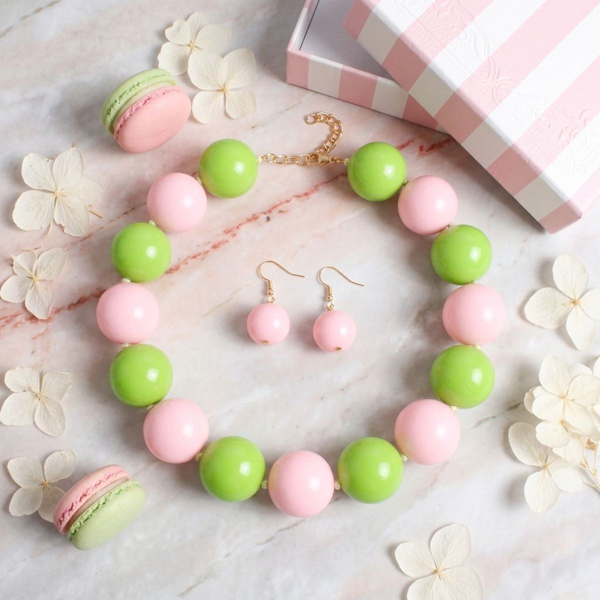 Mod Style Two Tone Pink Green Chunky Bead Necklace