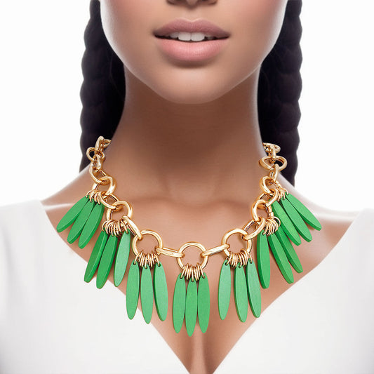 Necklace Tribal Green Wood Fringe for Women - Premium Wholesale Jewelry from Pinktown - Just $19! Shop now at chiquestyles