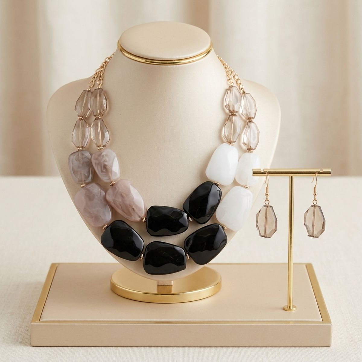 Marbled Black & White Bead Collar Layer Necklace