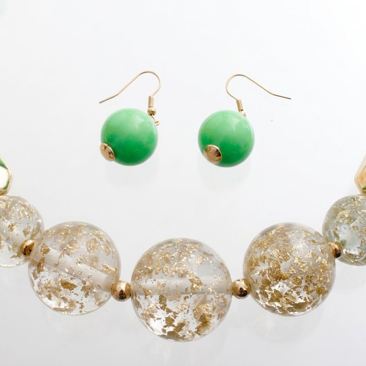 Bright Green Gold Flake Marble Beaded Necklace
