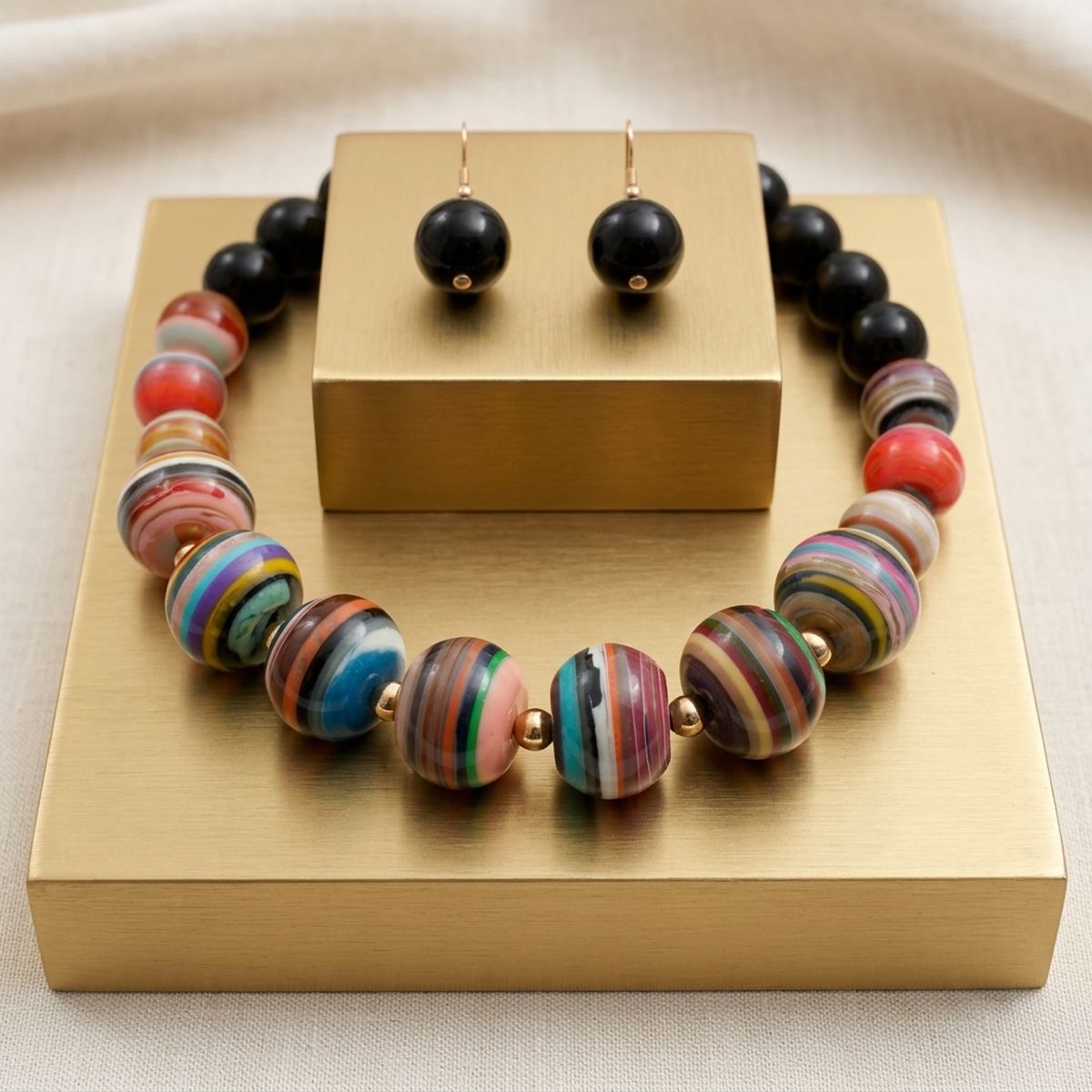 Multicolor Striped Resin Chunky Beaded Necklace