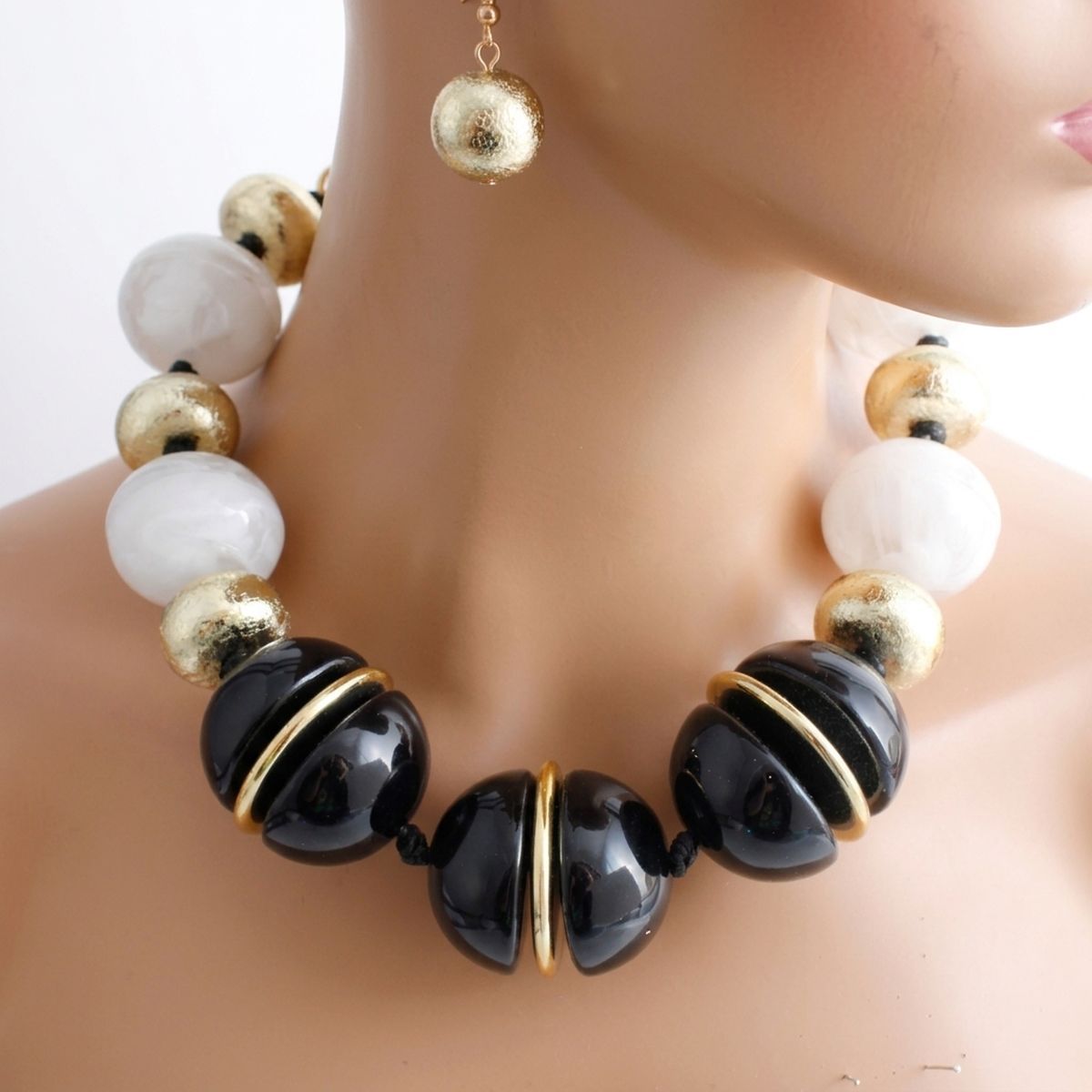 Onyx Black & White Marble Chunky Bead Necklace