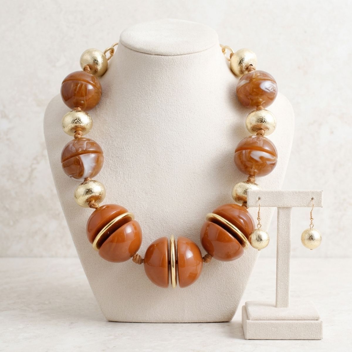 Swirled Caramel Brown Marble Chunky Bead Necklace