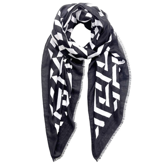Scarf Wrap Geo Print Black and White for Women - Premium Wholesale Fashion Accessories from Pinktown - Just $17! Shop now at chiquestyles