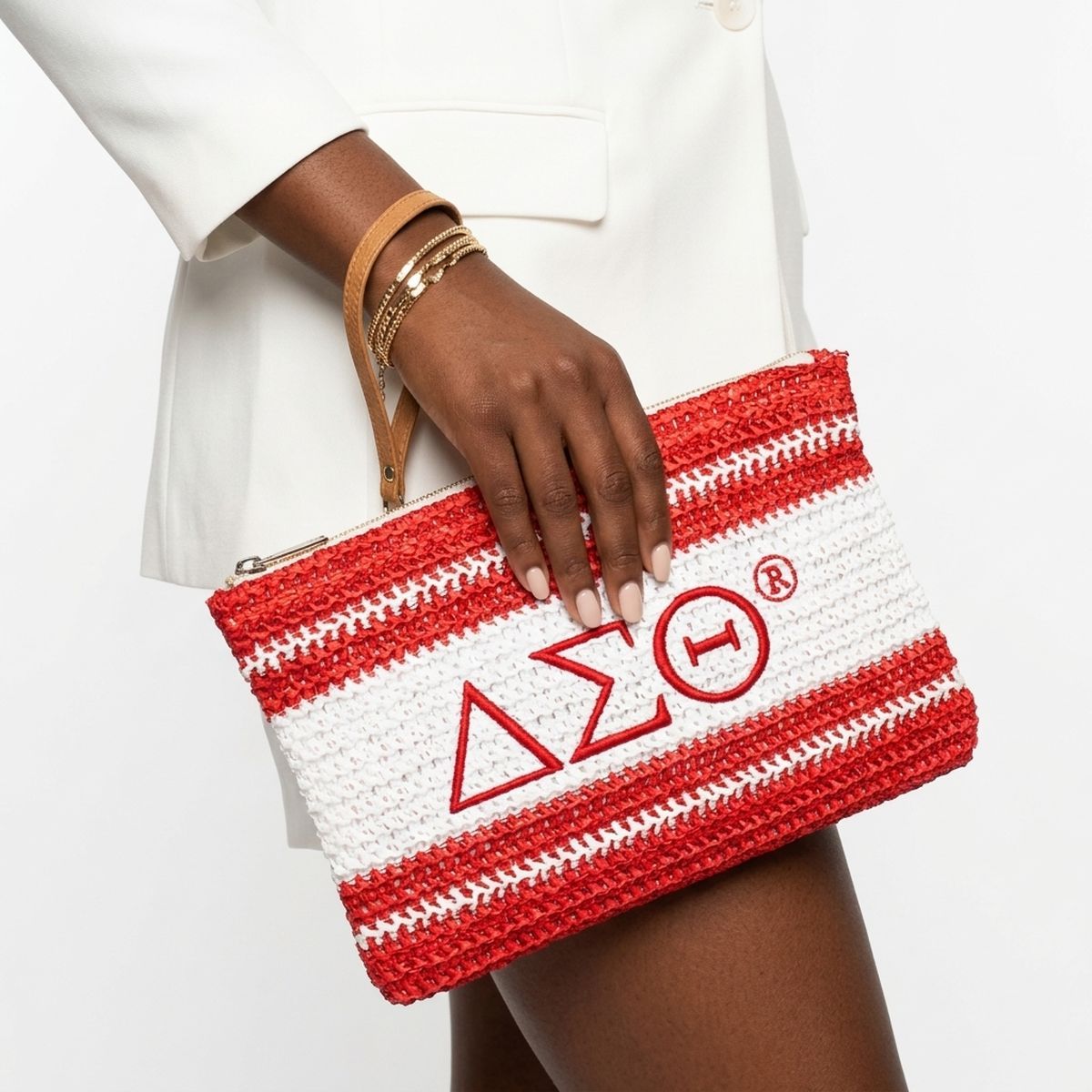 DST Faded Red White Raffia Embroidered Pouch Bag