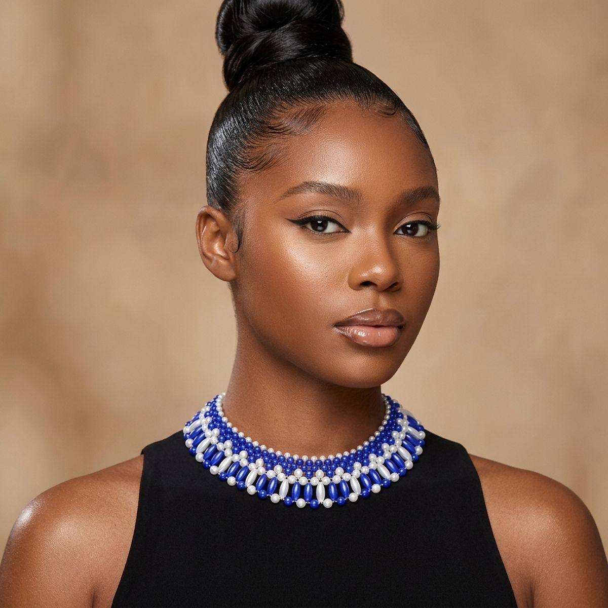 ZPB Blue and White Oval Pearl Collar Necklace