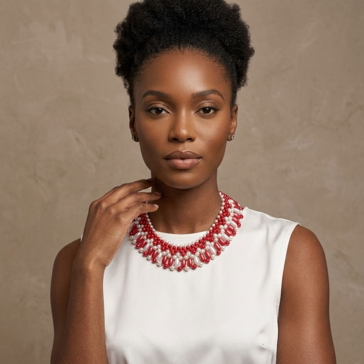 DST Red and White Oval Pearl Collar Necklace