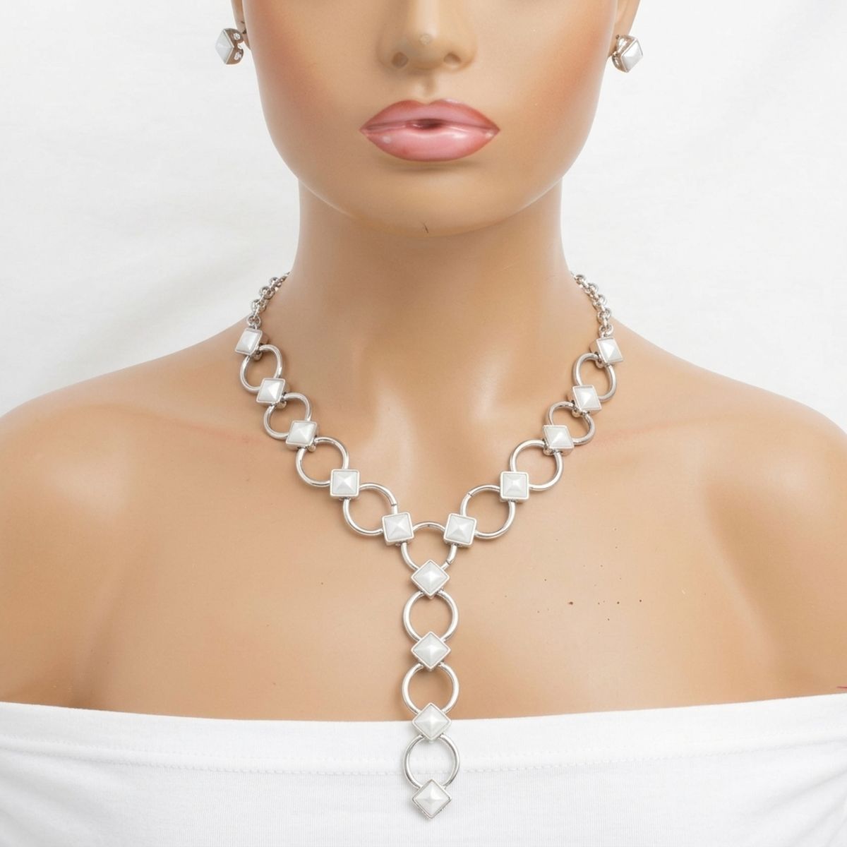 Y Silver Round Link White Pearl Pyramid Necklace