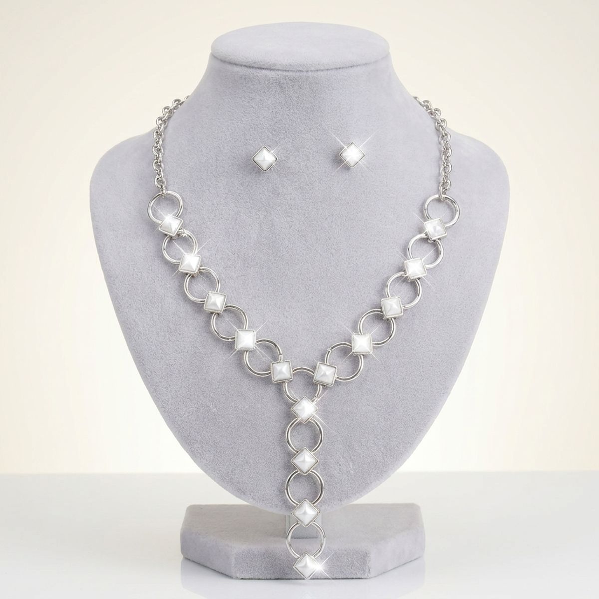 Y Silver Round Link White Pearl Pyramid Necklace