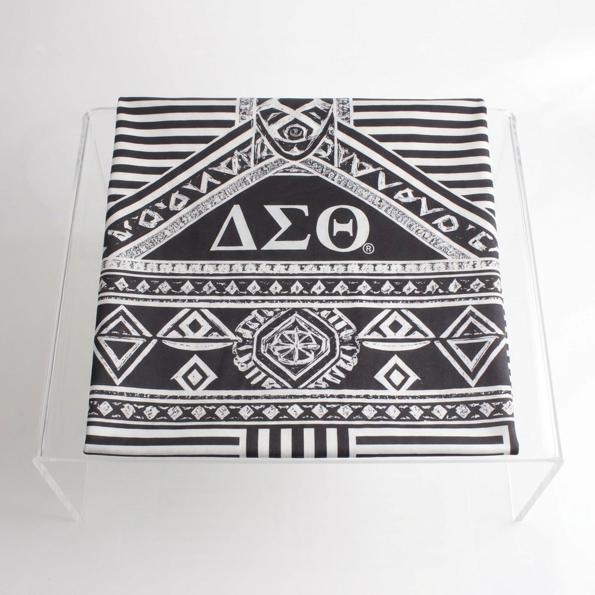 DST Small Black Geometric Tank Top