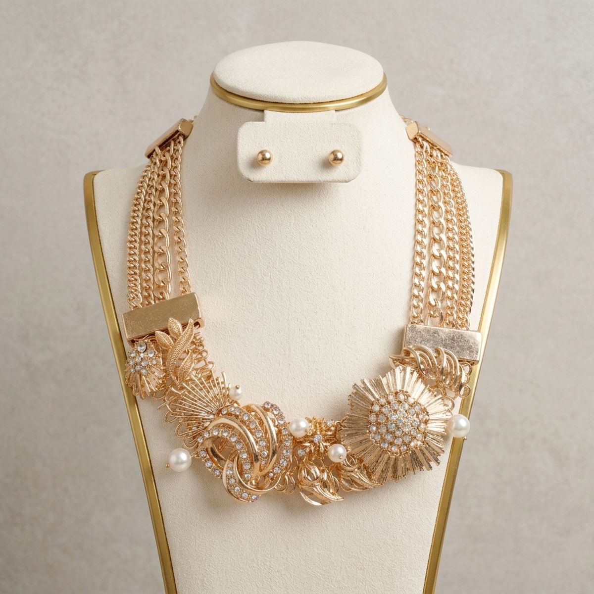 Opulent Aurbo Crystal Pearl Chainmaille Collar Set