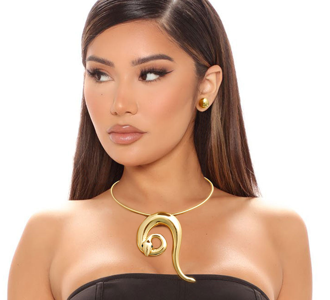 Gold Rigid Coiled Snake Necklace - Premium Wholesale Jewelry from Pinktown - Just $19! Shop now at chiquestyles
