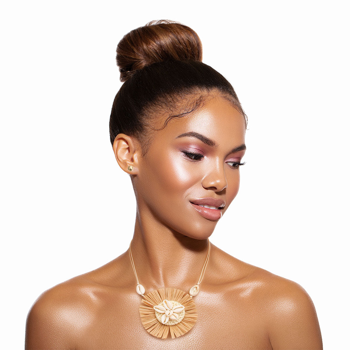 Brown Shell Raffia Pendant Set|18 inches - Premium Wholesale Jewelry from Pinktown - Just $15! Shop now at chiquestyles