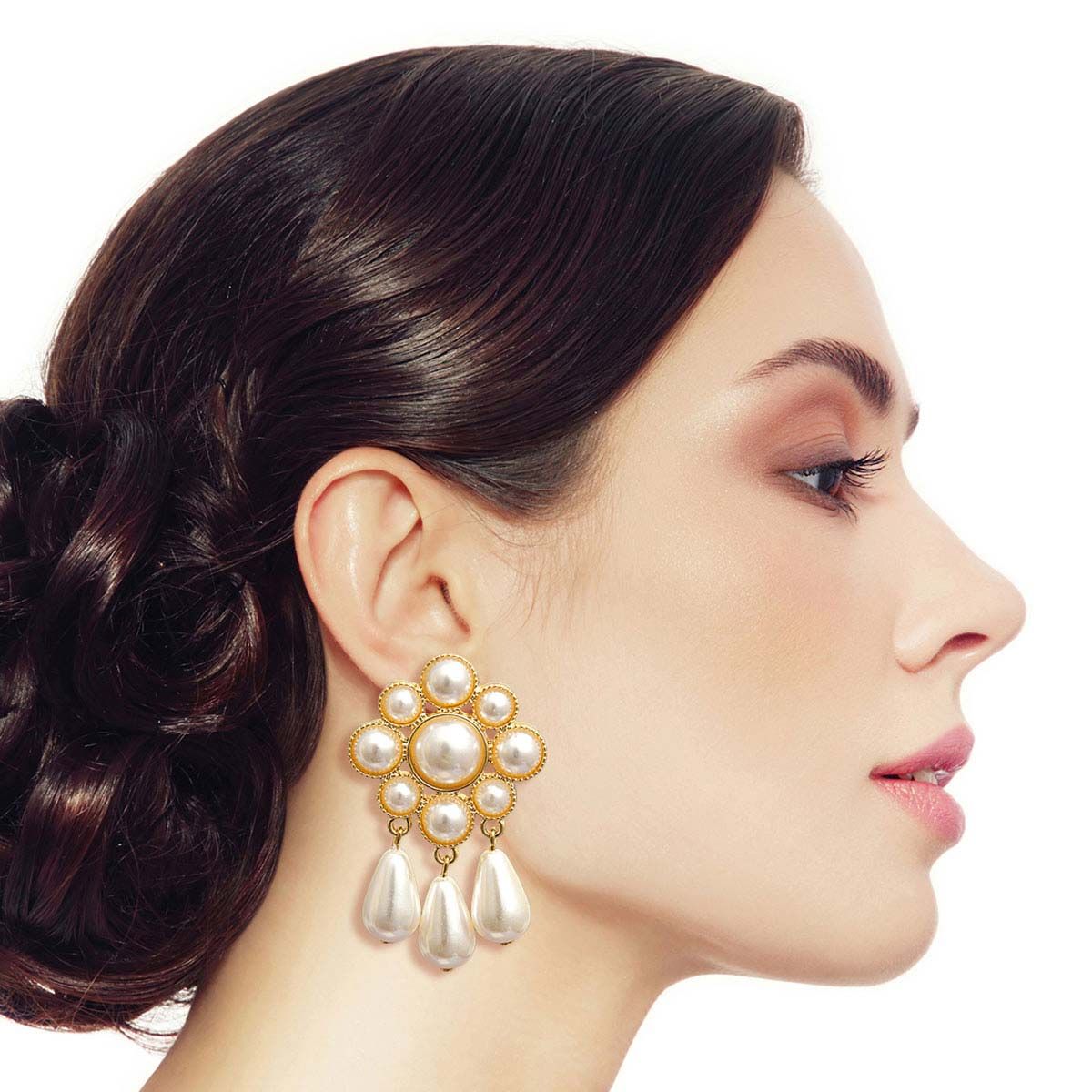 Cream Pearl Antique Flower Studs - Premium Wholesale Jewelry from Pinktown - Just $12! Shop now at chiquestyles