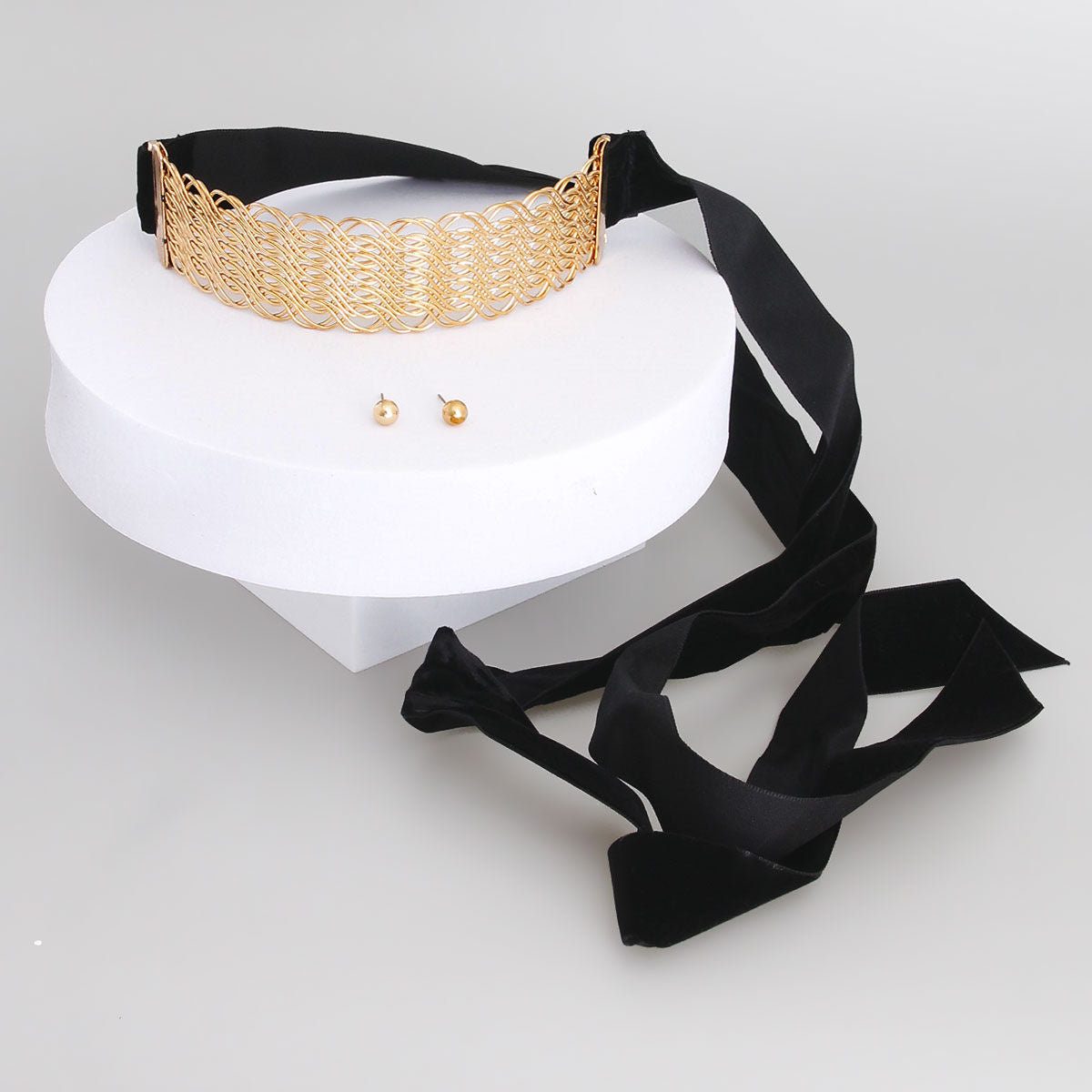 Woven Gold Velvet Choker Set|Adjustable - Premium Wholesale Jewelry from Pinktown - Just $7! Shop now at chiquestyles
