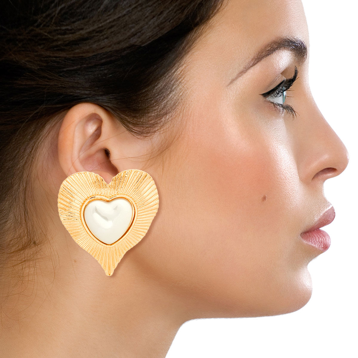 Gold Ribbed Heart Pearl Clip Ons - Premium Wholesale Jewelry from Pinktown - Just $12! Shop now at chiquestyles