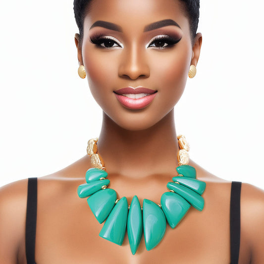 Necklace Green Bead Tribal Collar for Women - Premium Wholesale Jewelry from Pinktown - Just $28! Shop now at chiquestyles