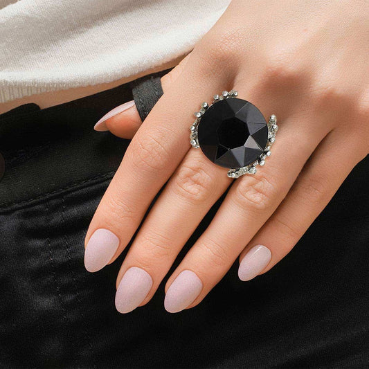 Black Crystal Silver Branch Ring - Premium Wholesale Jewelry from Pinktown - Just $12! Shop now at chiquestyles