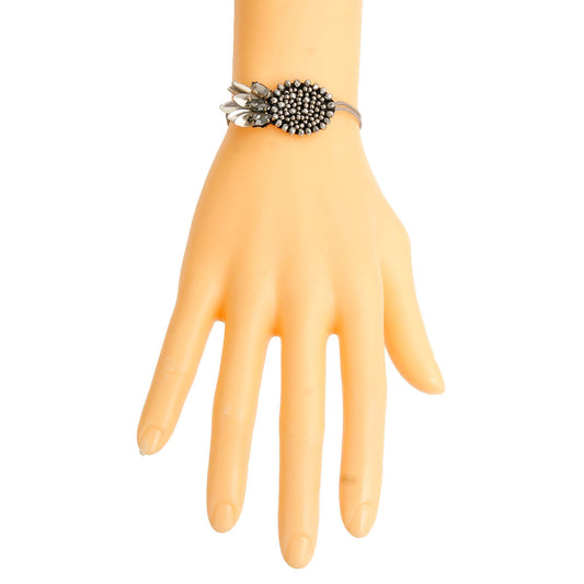 Silver Fish Friendship Bracelet|Adjustable - Premium Wholesale Jewelry from Pinktown - Just $11! Shop now at chiquestyles
