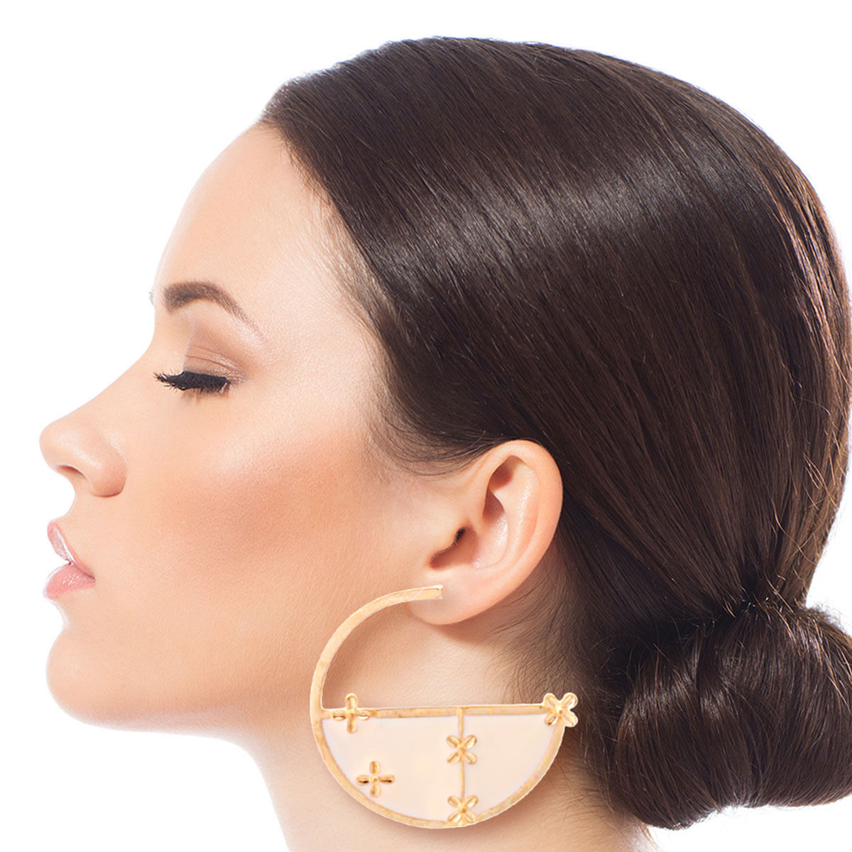 Gold and White Flower Hoops|2.45 inches - Premium Wholesale Jewelry from Pinktown - Just $6! Shop now at chiquestyles