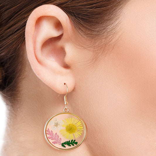 Round Gold Dried Flower Earrings|1.5 inches - Premium Wholesale Jewelry from Pinktown - Just $7! Shop now at chiquestyles