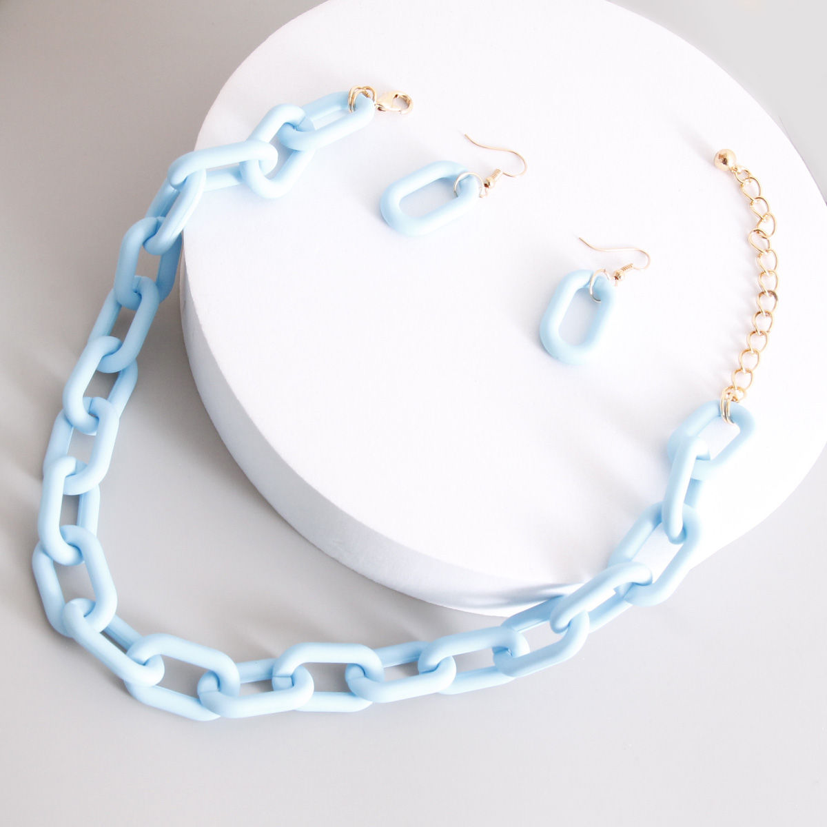 Aqua Rubber Coated Chain Necklace - Premium Wholesale Jewelry from Pinktown - Just $12! Shop now at chiquestyles